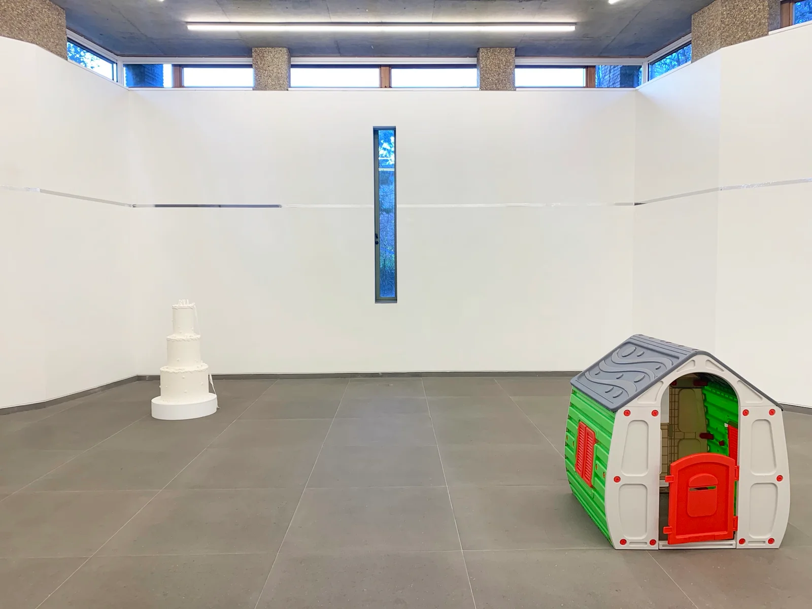 Ghislaine Leung, Reproductions